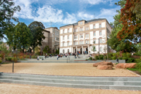 Haus 1 ist das Hauptgebäude der HSMW, der zentrale Anlaufpunkt